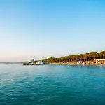 Marea Resort
