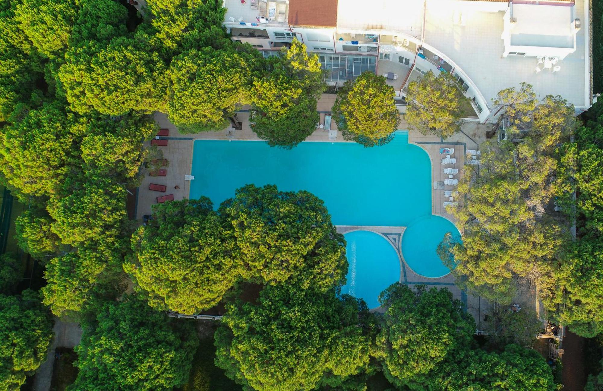 Marea Resort