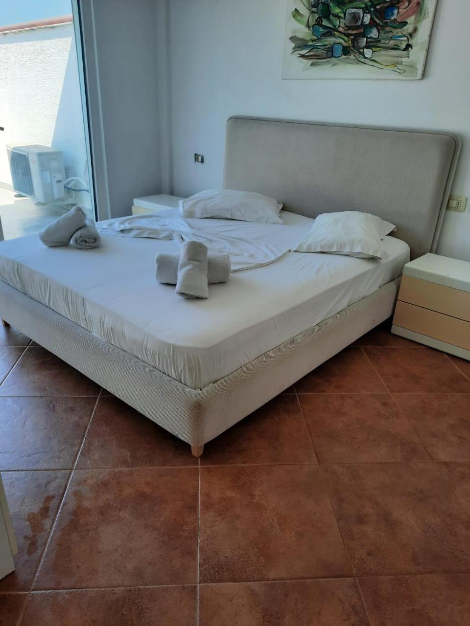 Marea 4* Golem (Tirana)